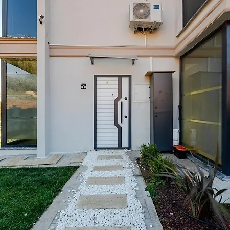 Fynoora Vila Tavsancil