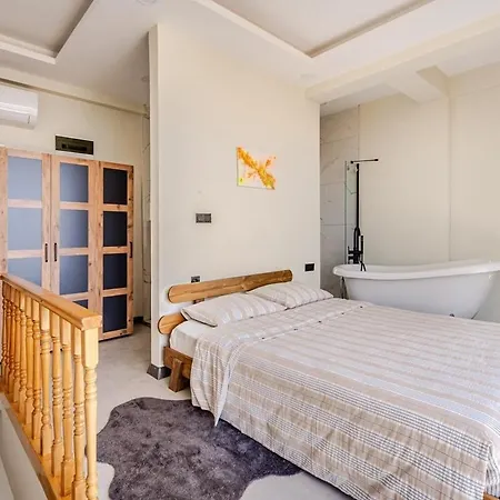 Fynoora Villa *