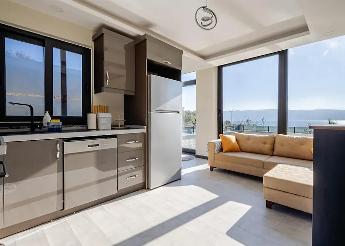 Vila Fynoora Tavsancil